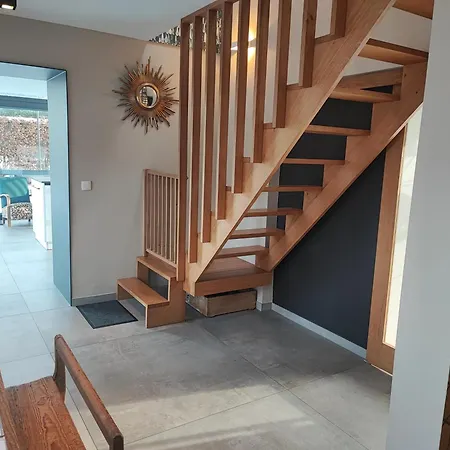 G'ardenne Blue Proche De *